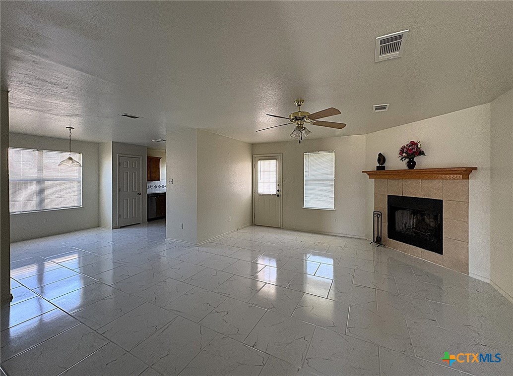 1117 Katelyn Circle Property Photo 5