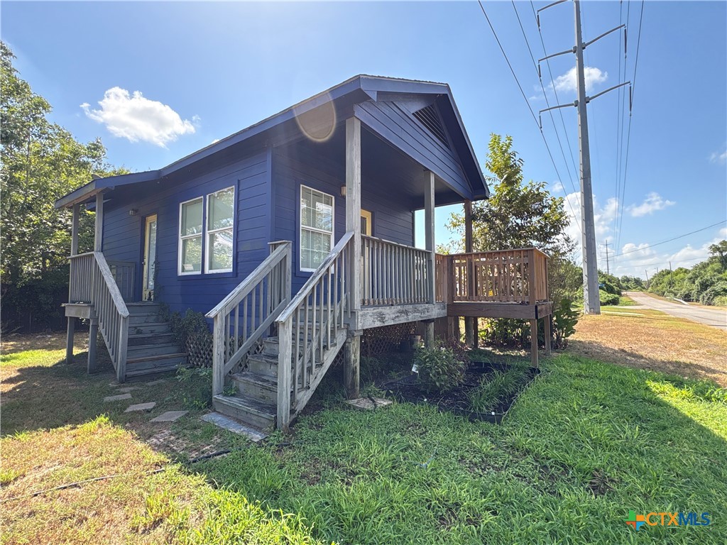 1017 W Nueces Street Property Photo 20