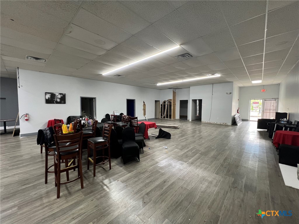 420 E Avenue C Property Photo 21