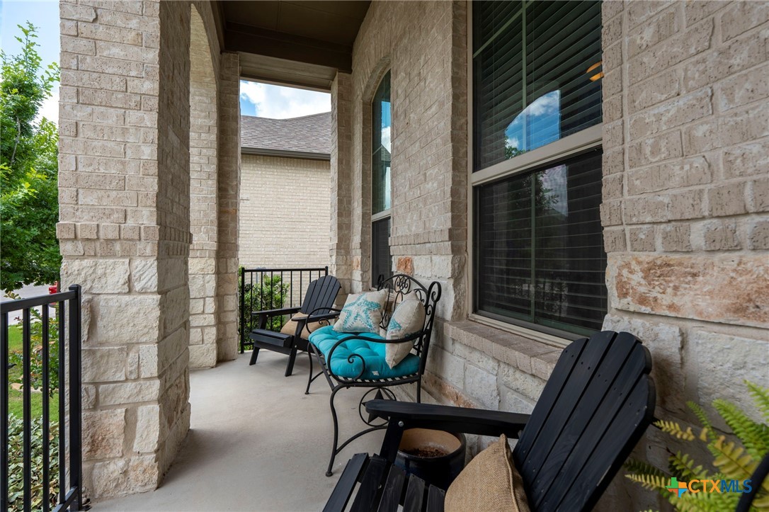 1551 Balcones Fault Property Photo 7