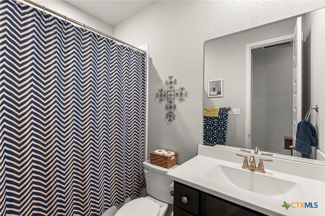 1551 Balcones Fault Property Photo 14