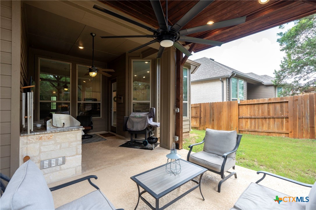 1551 Balcones Fault Property Photo 32