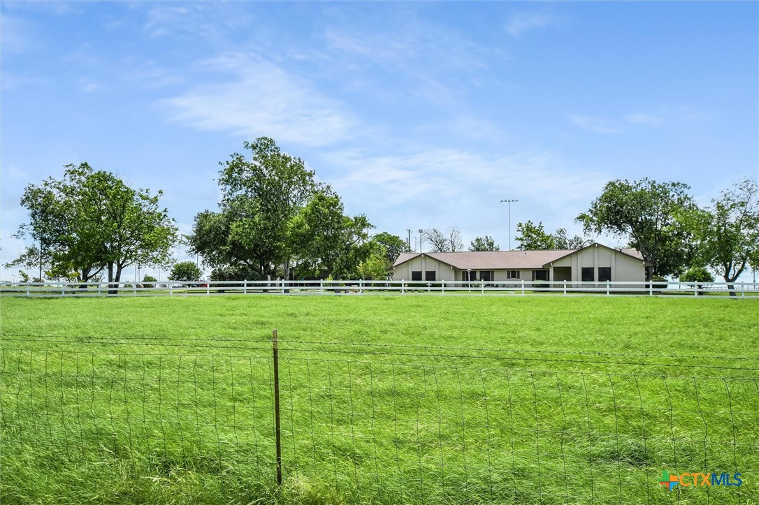 7 Brenda Lane Property Photo 2