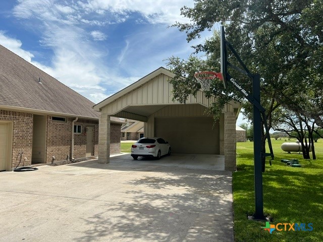 11 Post Oak Glen Property Photo 4