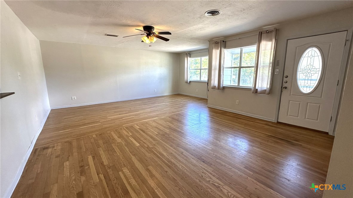 1102 S 27th Street Property Photo 6