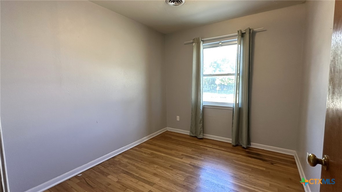 1102 S 27th Street Property Photo 11