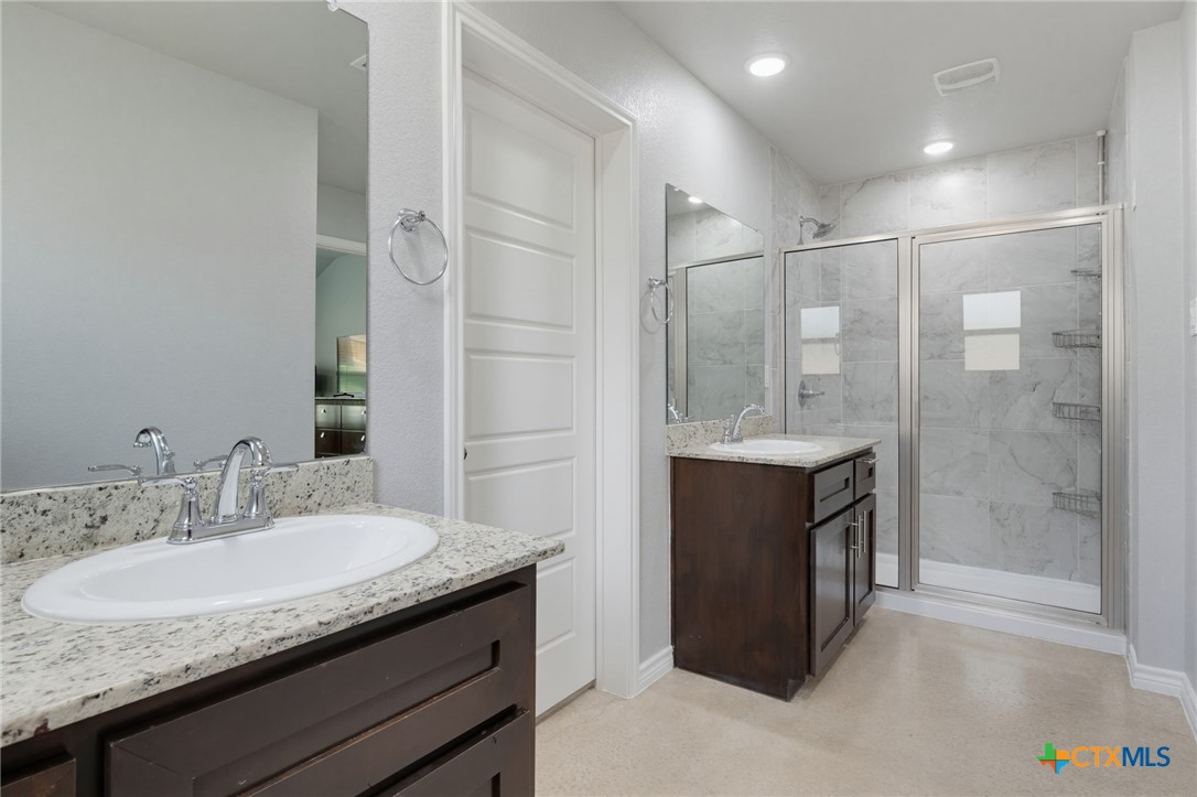 1645 Dryden Avenue Property Photo 11