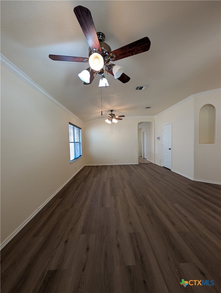 268 Goliad Drive Property Photo 4