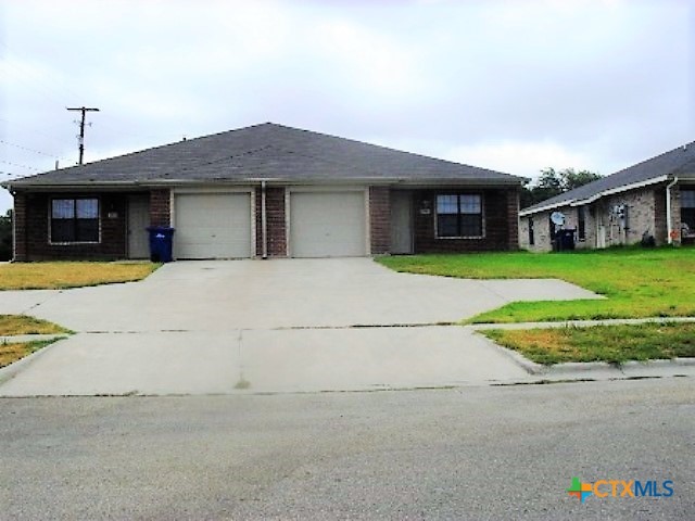 2914 Ashley Drive 2916 Property Photo 1