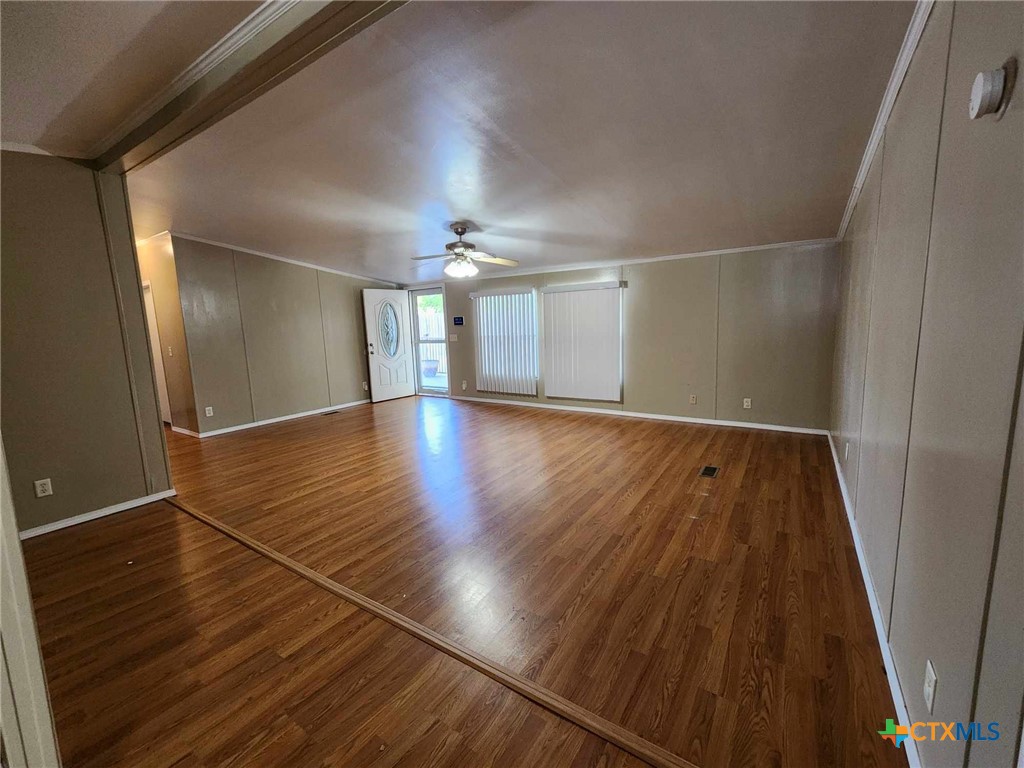 922 Ashwood Drive Property Photo 6