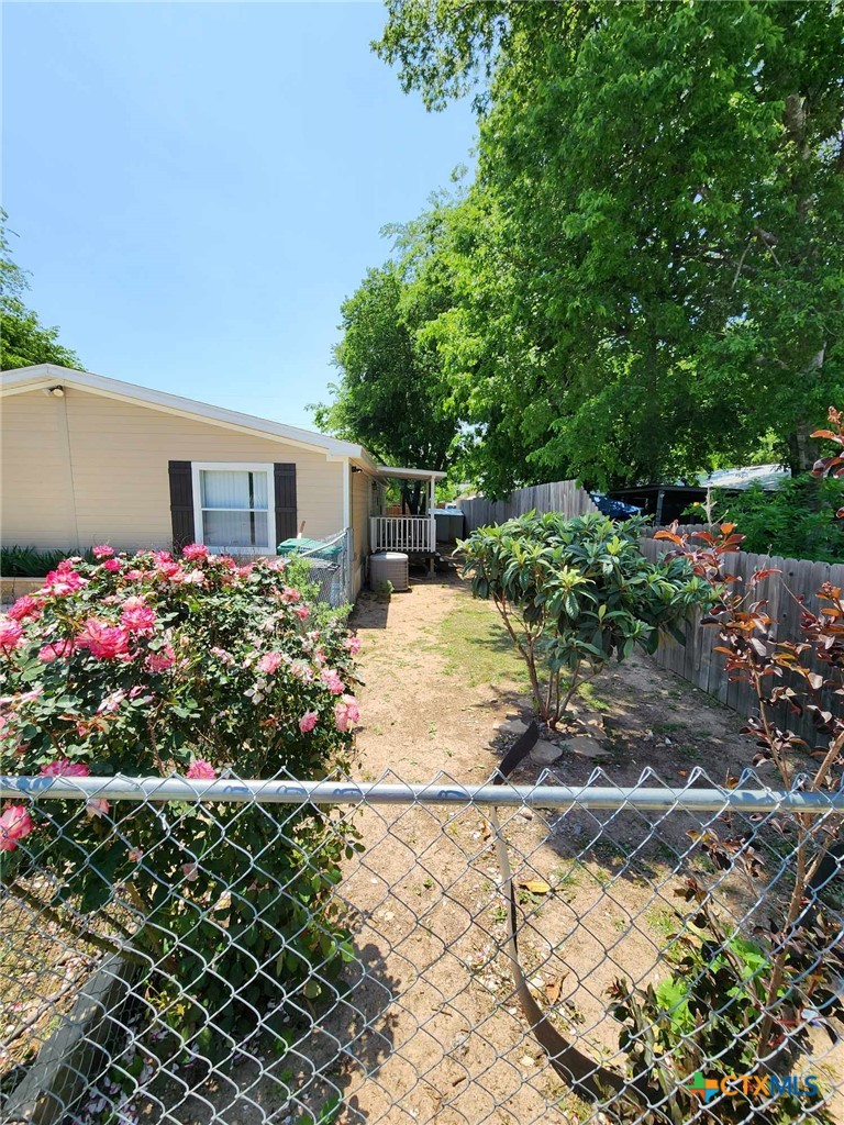 922 Ashwood Drive Property Photo 33