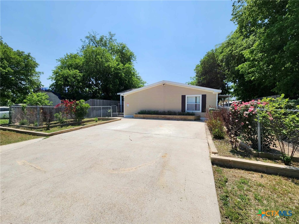 922 Ashwood Drive Property Photo 38