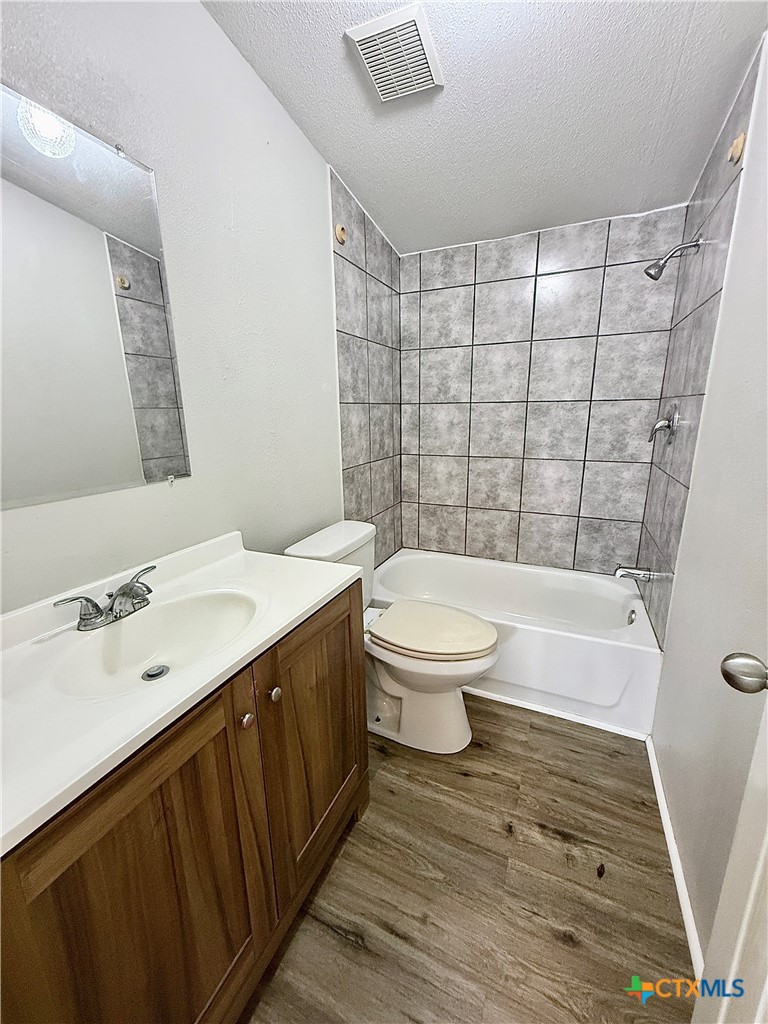 319 E Zipp Road Property Photo 12