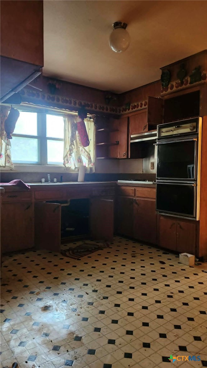 801 S 11th Street Property Photo 3
