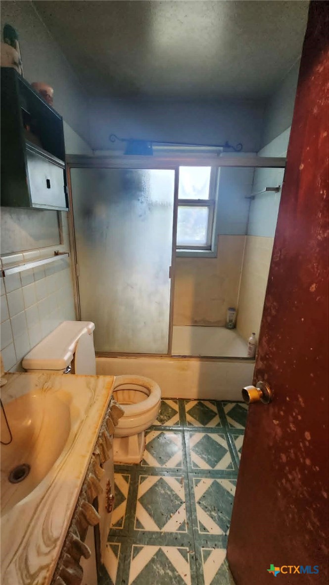 801 S 11th Street Property Photo 6