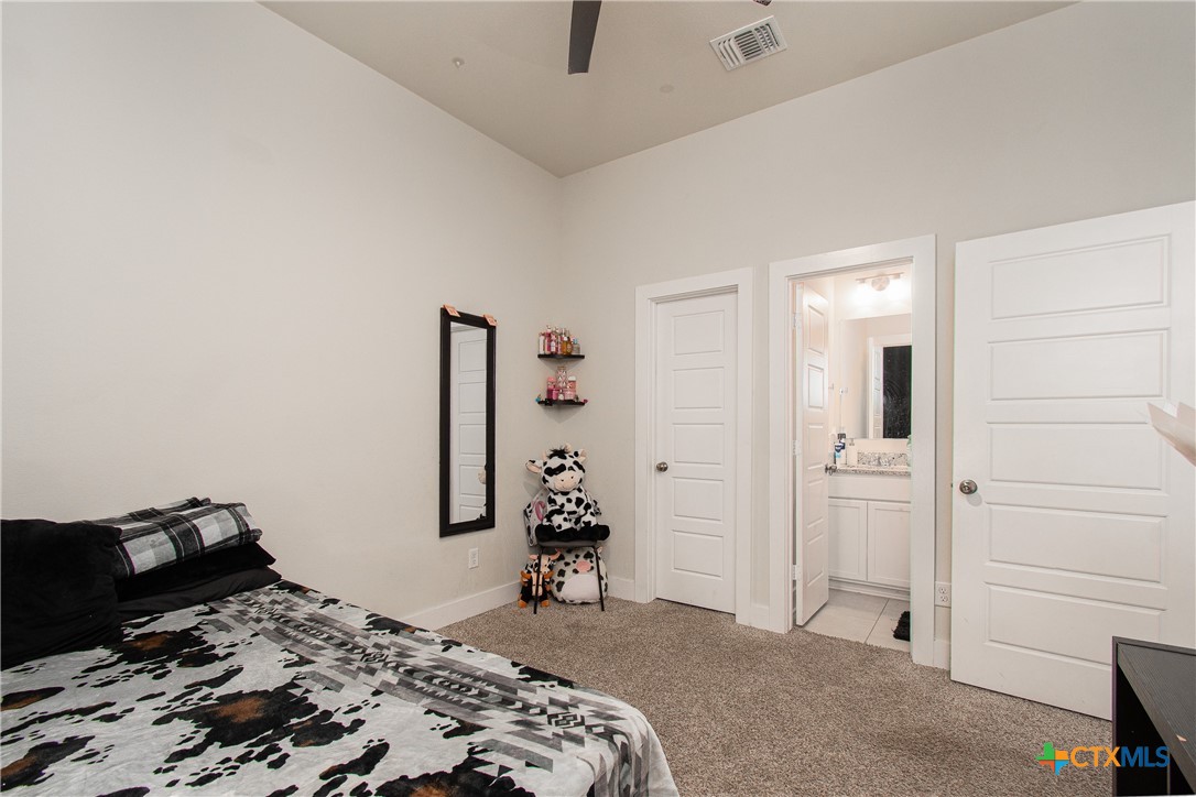 2016 Meridian Loop Property Photo 3