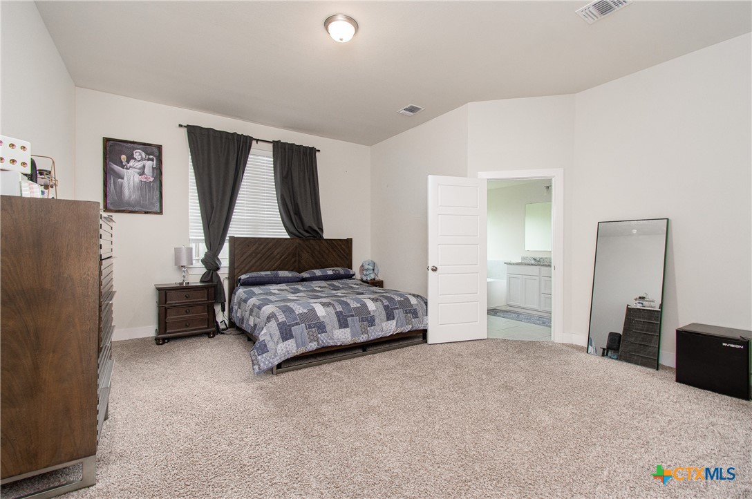 2016 Meridian Loop Property Photo 16