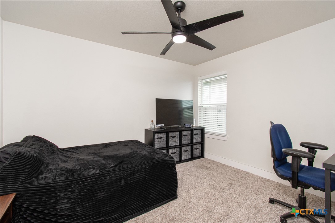 2016 Meridian Loop Property Photo 20