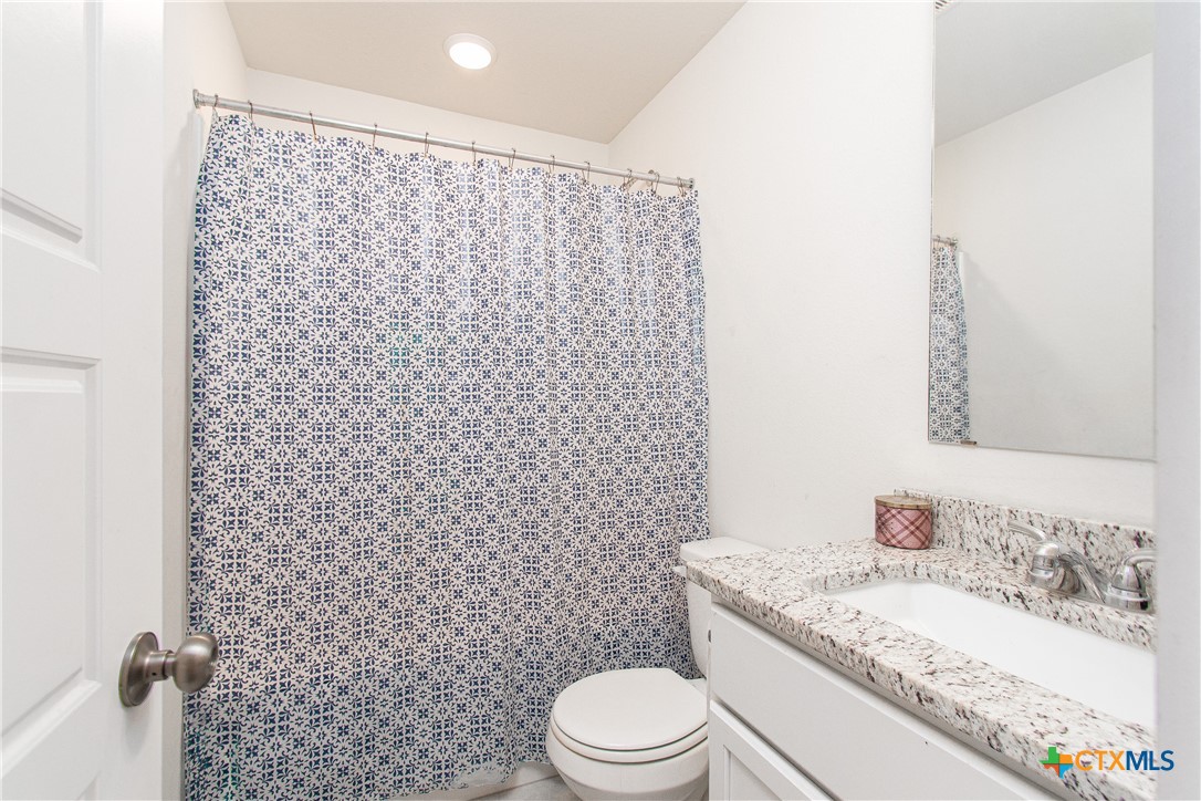 2016 Meridian Loop Property Photo 23