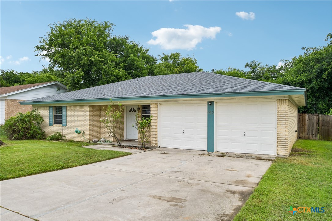 912 Edwards Street Property Photo 1