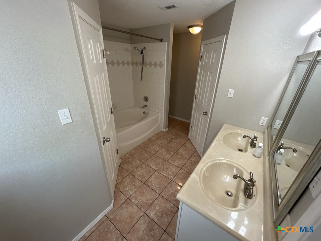 4507 Lonesome Dove Drive Property Photo 16
