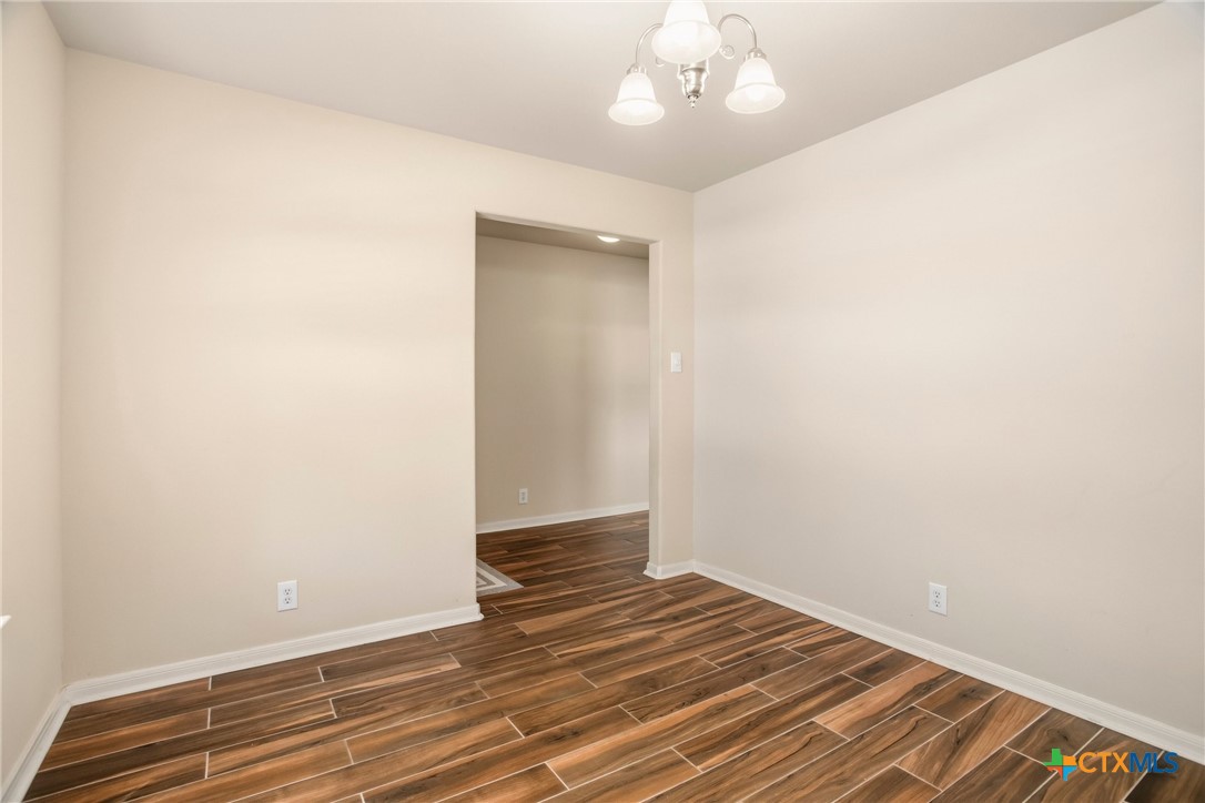 509 Roadrunner Avenue Property Photo 7