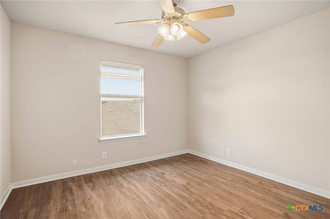 509 Roadrunner Avenue Property Photo 26
