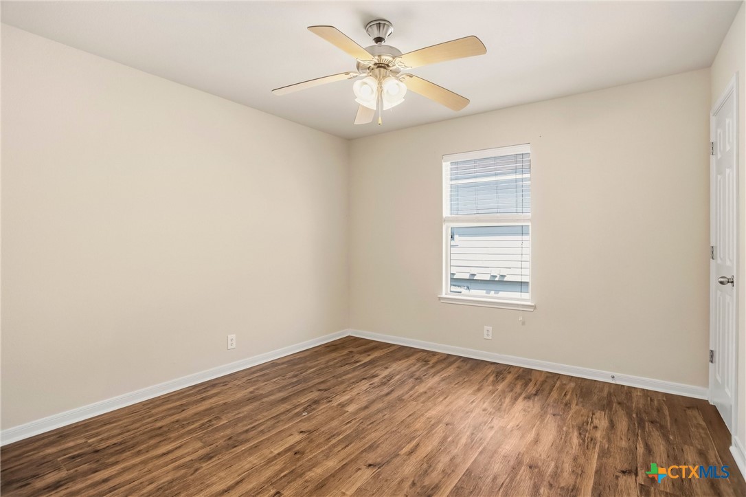 509 Roadrunner Avenue Property Photo 32