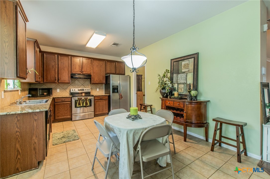 5408 Milky Way Avenue Property Photo 10
