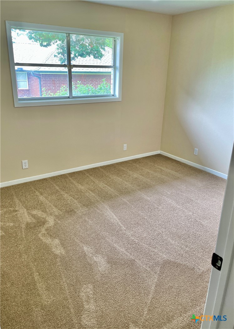17 Oakmont Circle Property Photo 23