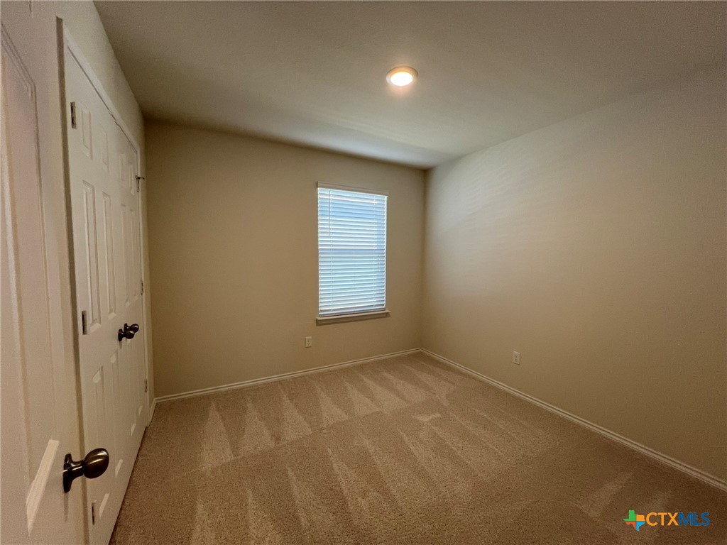 760 Heartseed Property Photo 14