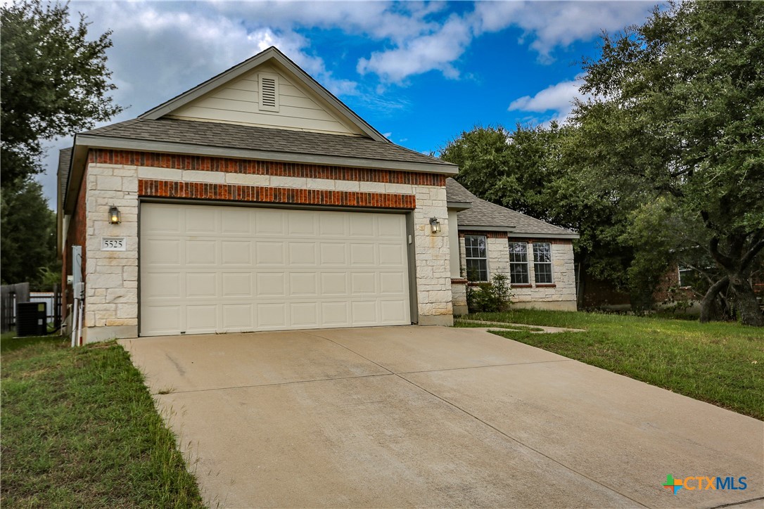5525 Sulfur Spring Drive Property Photo 2