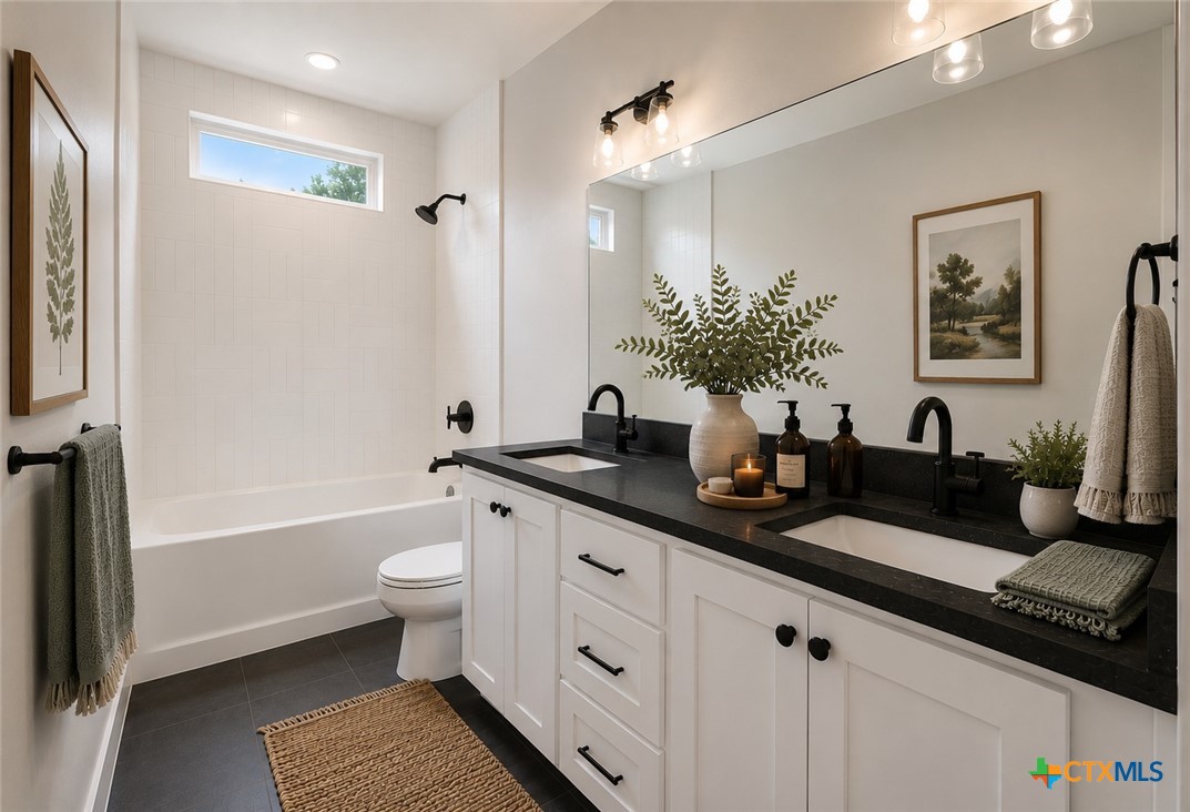 6461 Feather Bend Property Photo 6