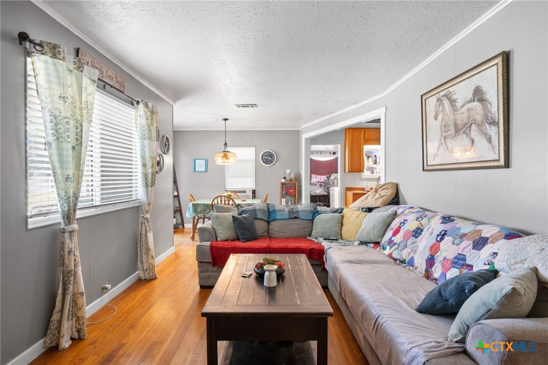 1007 W Avenue A Property Photo 12