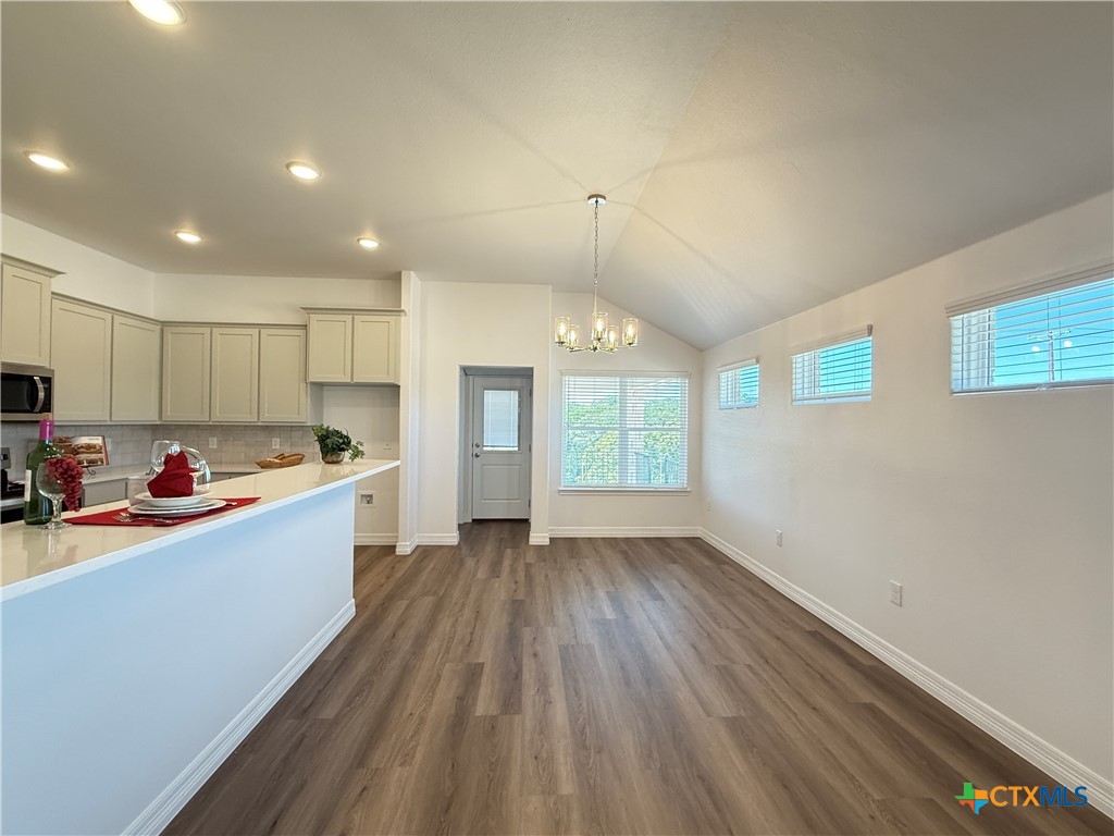 5242 Lassen Lane Property Photo 12