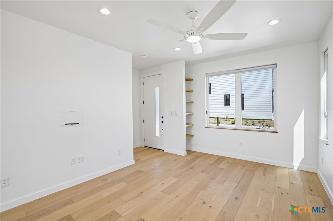 104 Lively Lane B Property Photo 5
