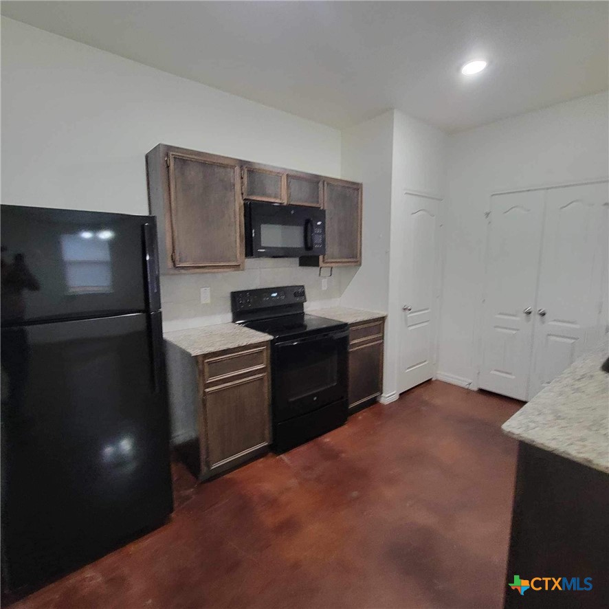 6101 Amelia Earhart Boulevard A Property Photo 7