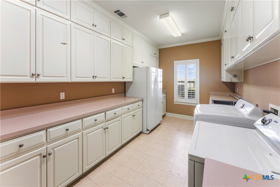 3421 Chisholm Trail Property Photo 31