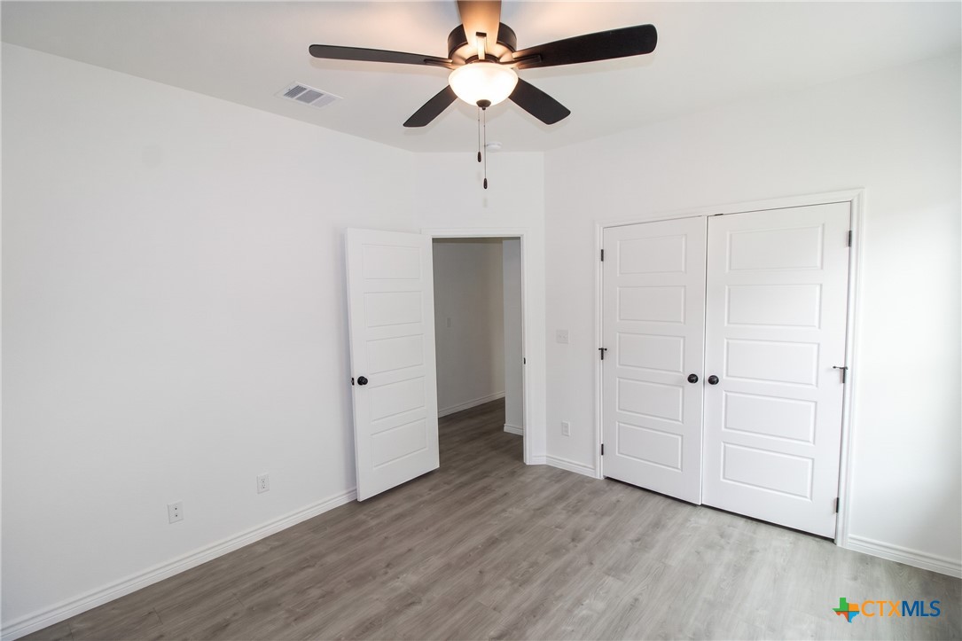 921 Ashwood Drive A Property Photo 10