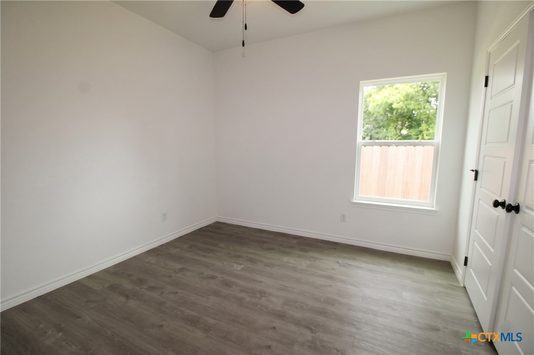 921 Ashwood Drive A Property Photo 13