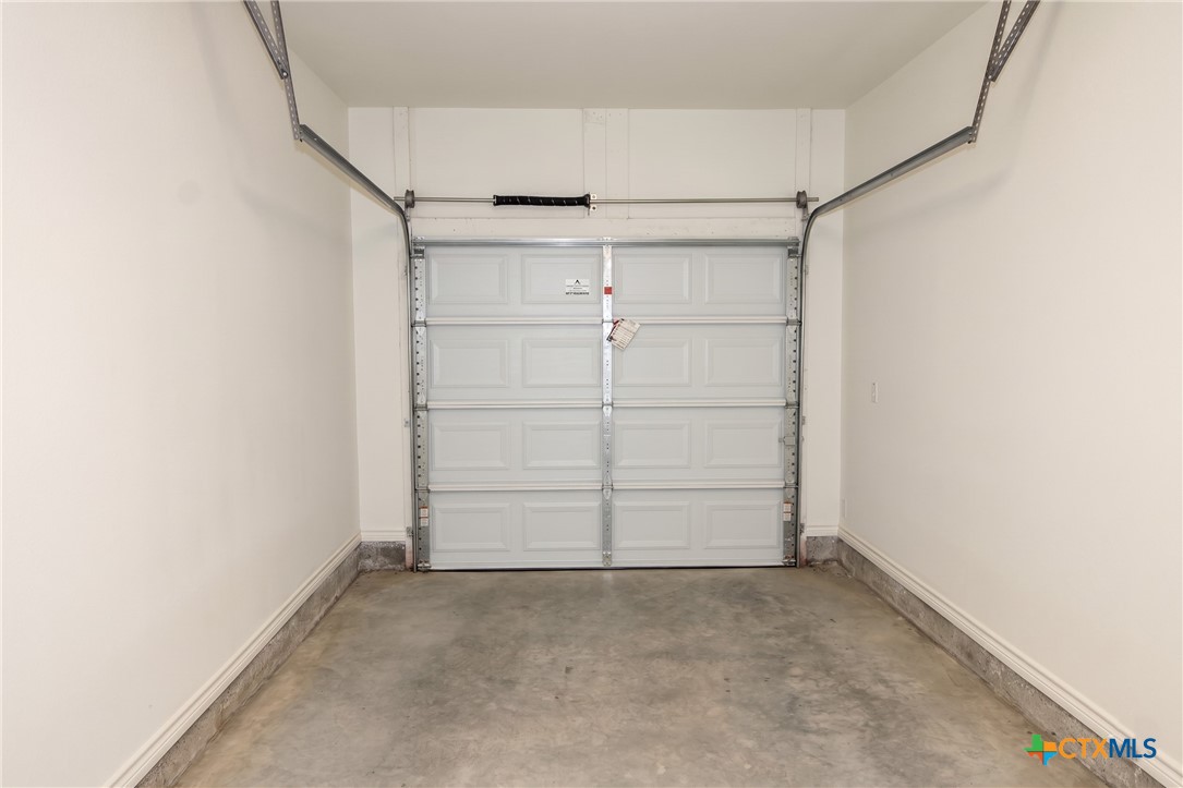 921 Ashwood Drive A Property Photo 15