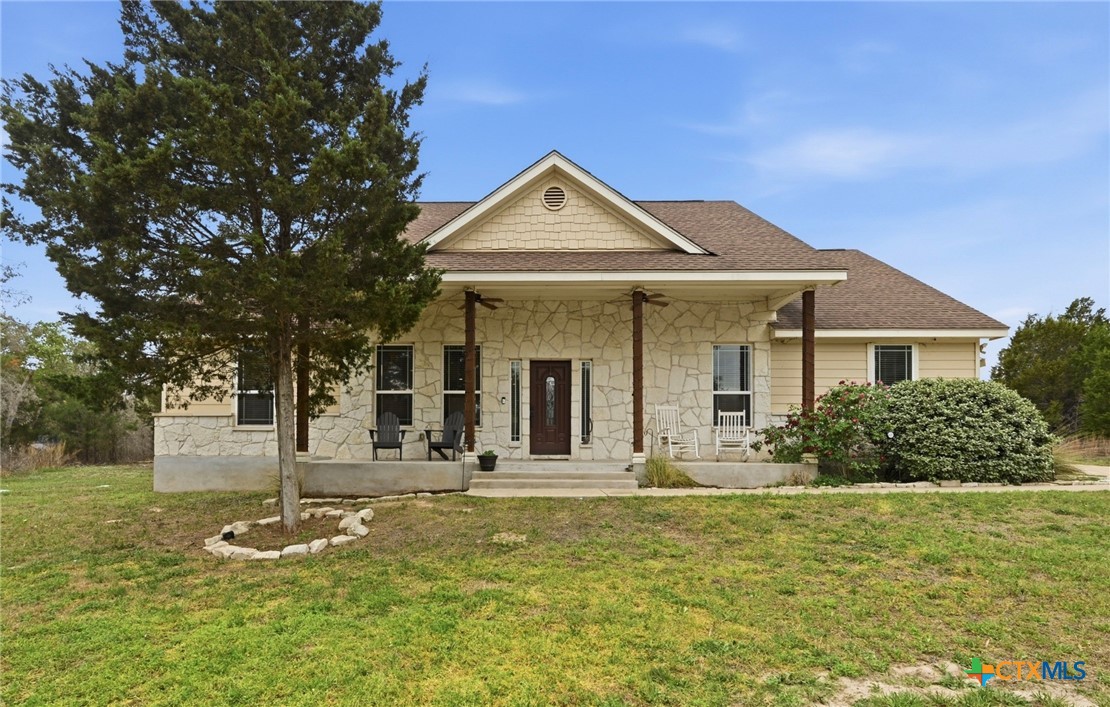 202 Cedar Hills Drive Property Photo 2