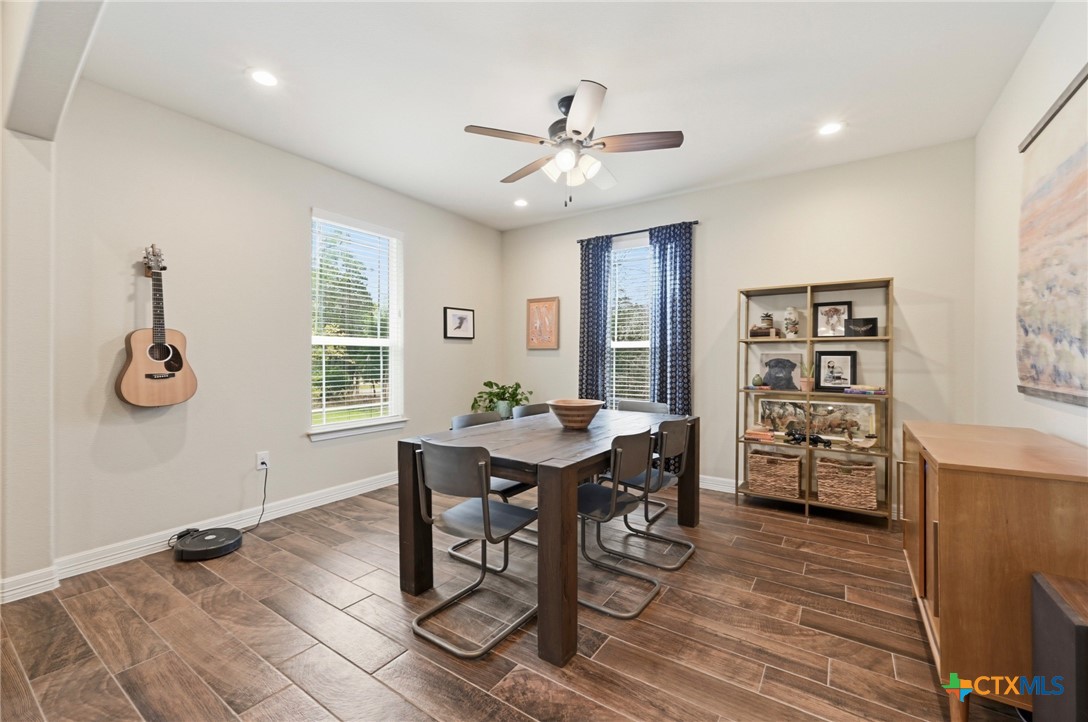 202 Cedar Hills Drive Property Photo 8