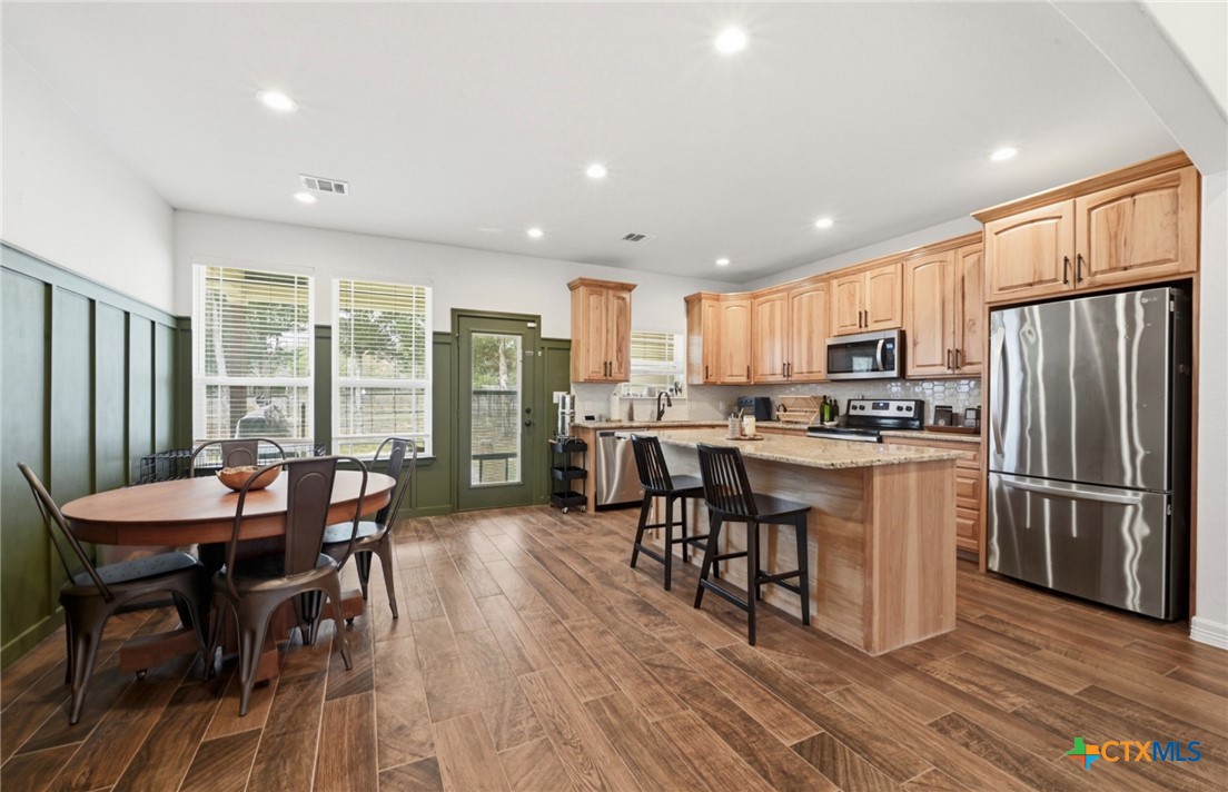 202 Cedar Hills Drive Property Photo 10