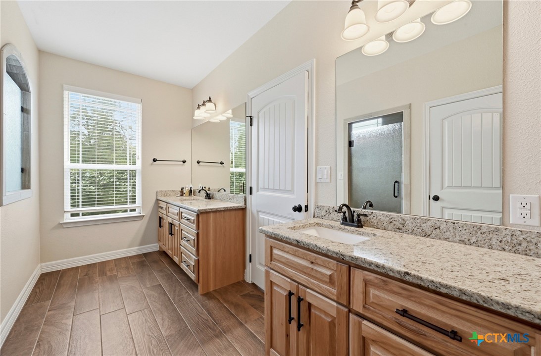 202 Cedar Hills Drive Property Photo 19