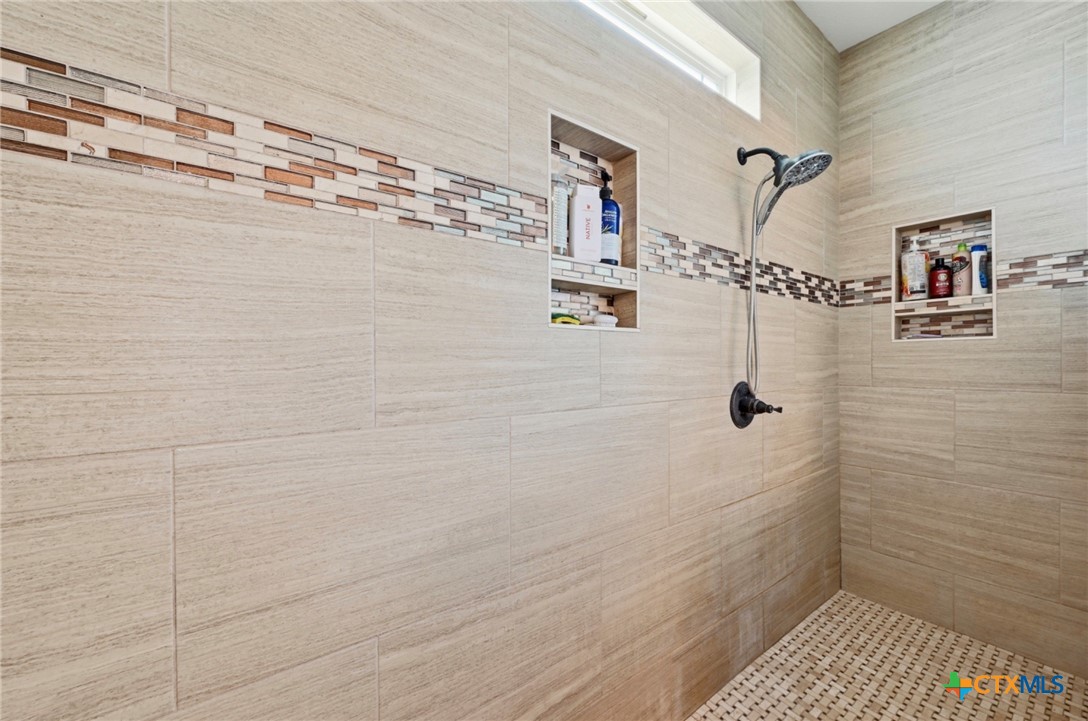 202 Cedar Hills Drive Property Photo 20