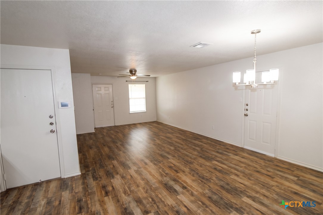 2706 Lucille Drive A Property Photo 2