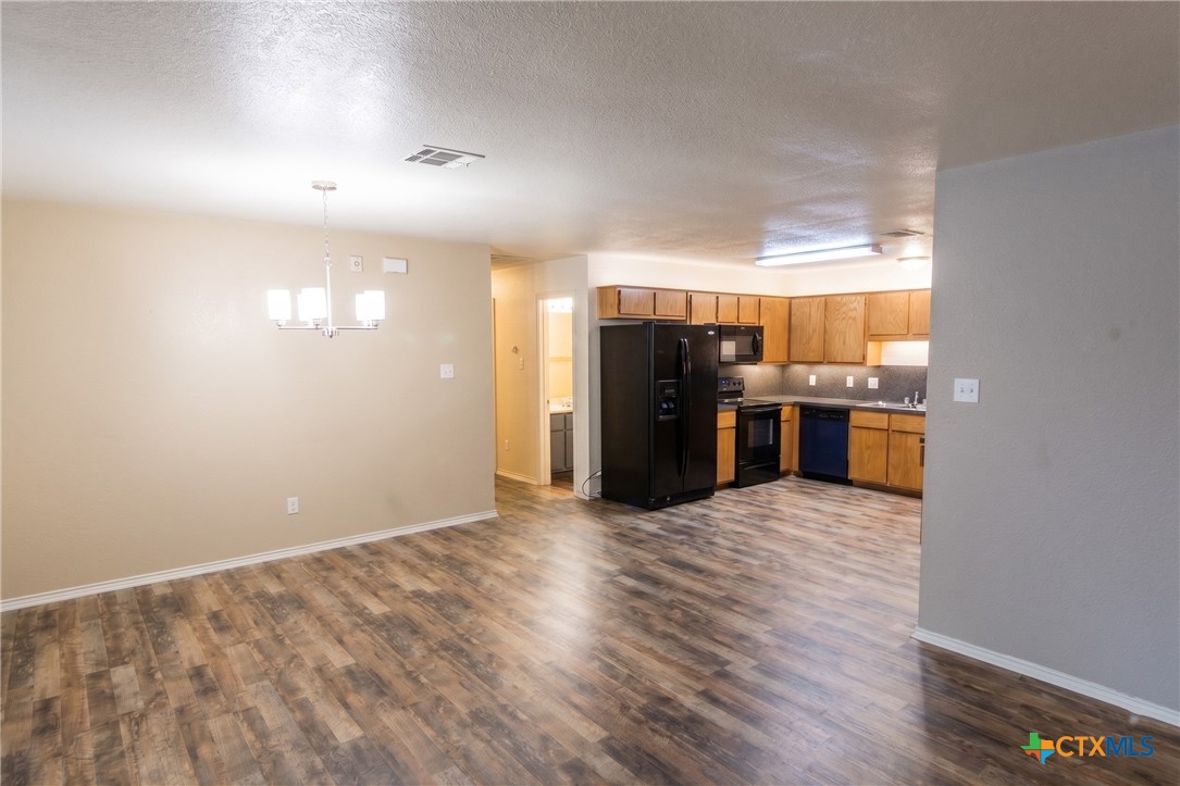 2706 Lucille Drive A Property Photo 3