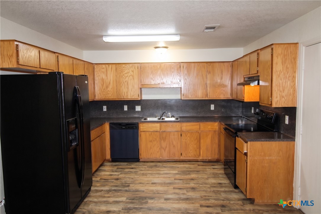 2706 Lucille Drive A Property Photo 5