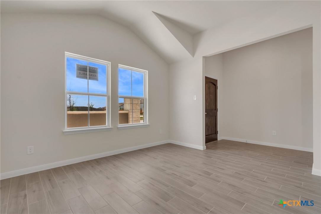 603 Waylon Circle Property Photo 6